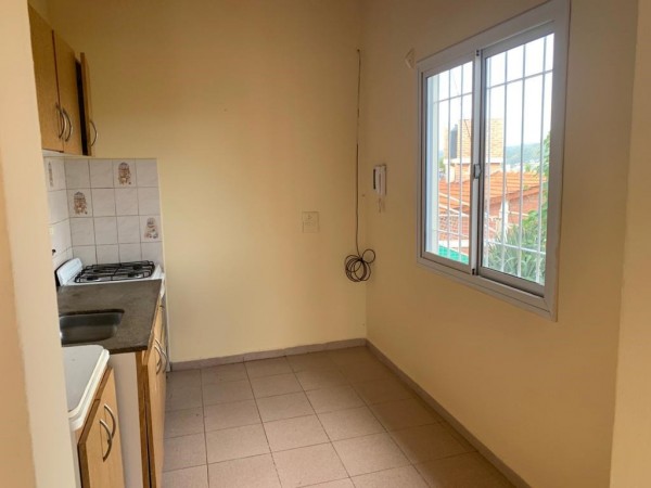 Casa en Complejo de Barrio La Quinta apto crédito 