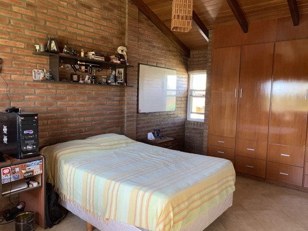 Venta excelente casa en Carlos Paz 