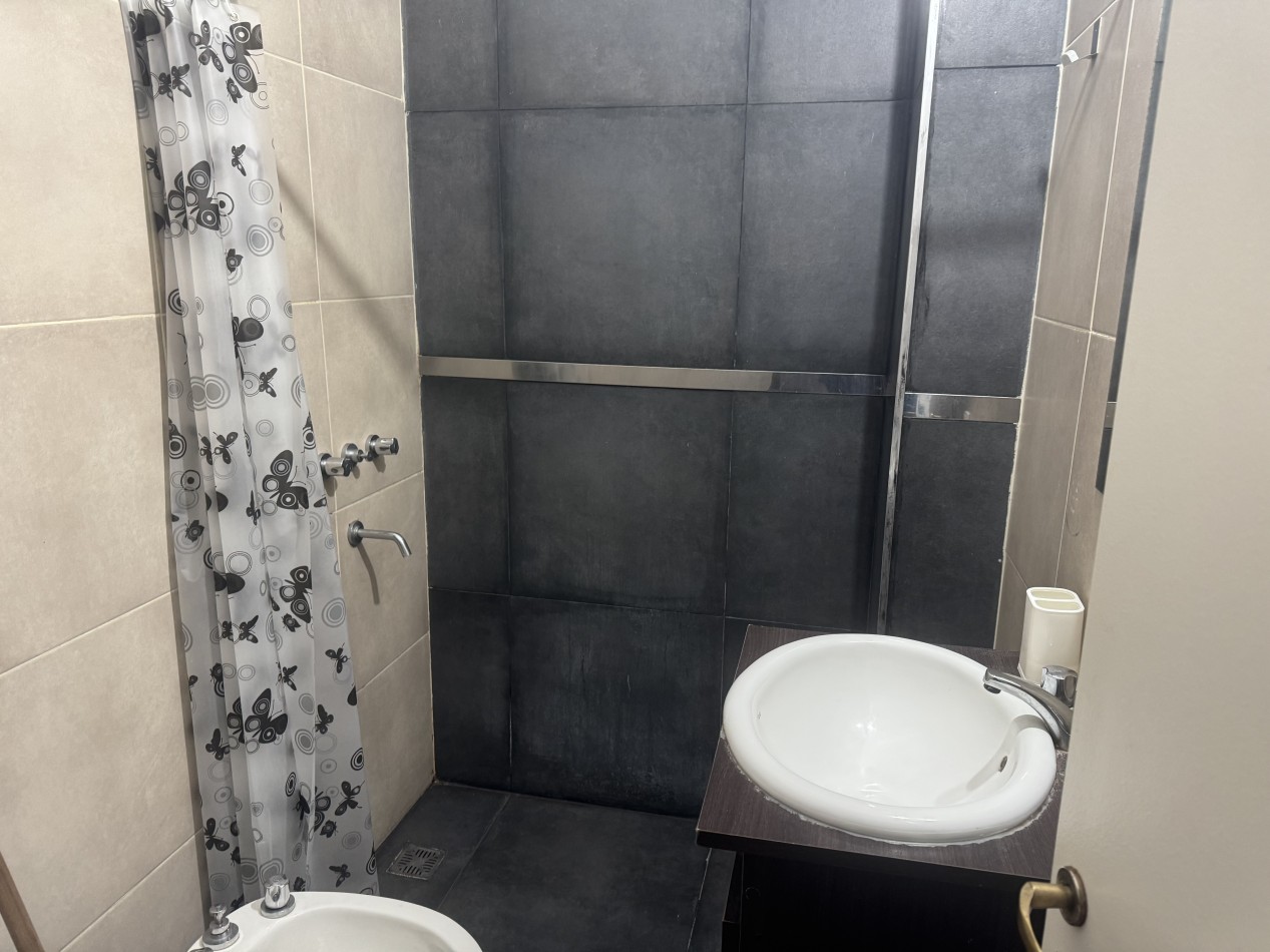 Alquiler anual departamento centrico 