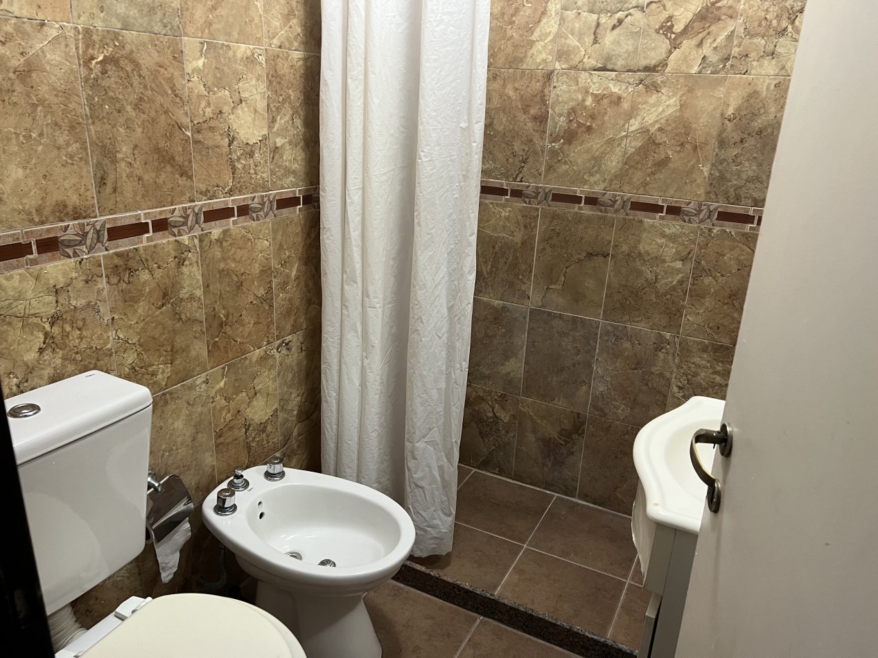 VENTA MONOAMBIENTE CON COCHERA Carlos Paz