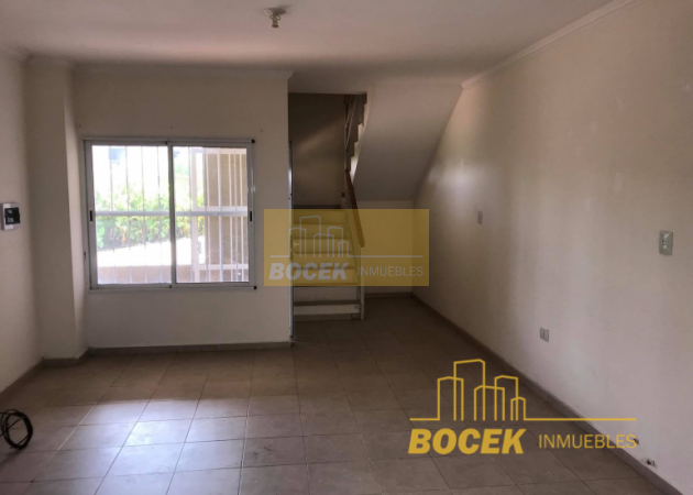 VENTA dúplex frente al rio Villa Carlos Paz 