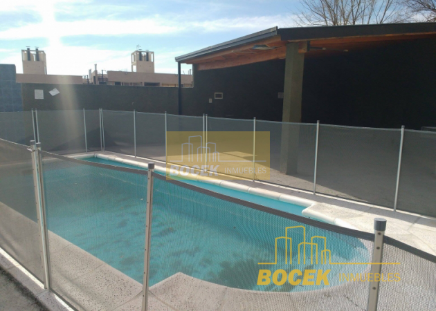 VENTA dúplex frente al rio Villa Carlos Paz 