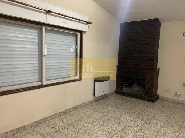 Vende casa en Villa Carlos Paz 