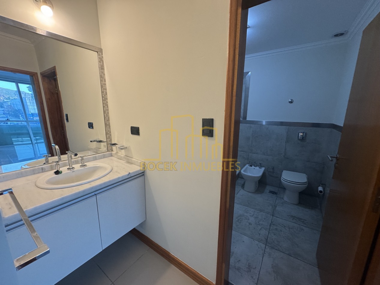Alquiler anual departamento Carlos Paz sin muebles 