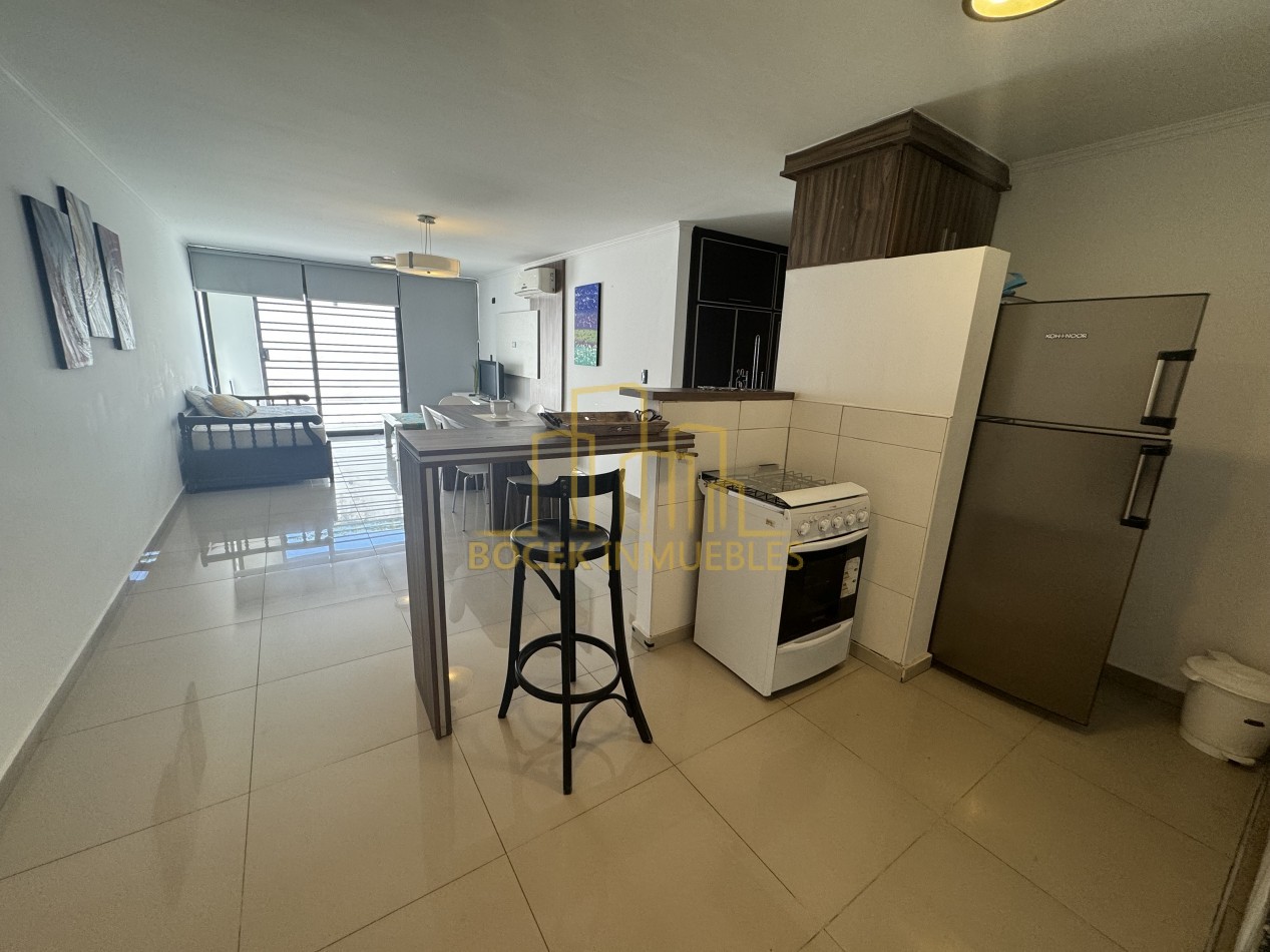 Alquiler anual departamento amoblado 