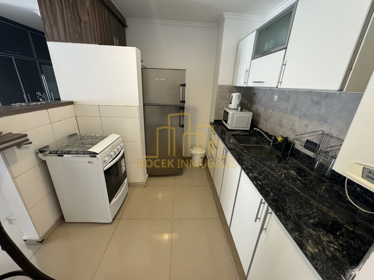 Alquiler anual departamento amoblado 