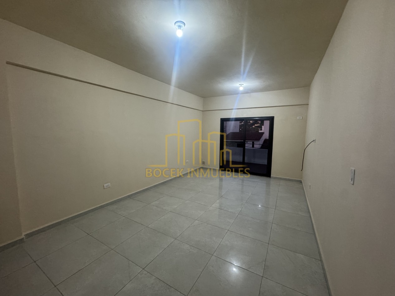 Alquiler anual departamento centrico 